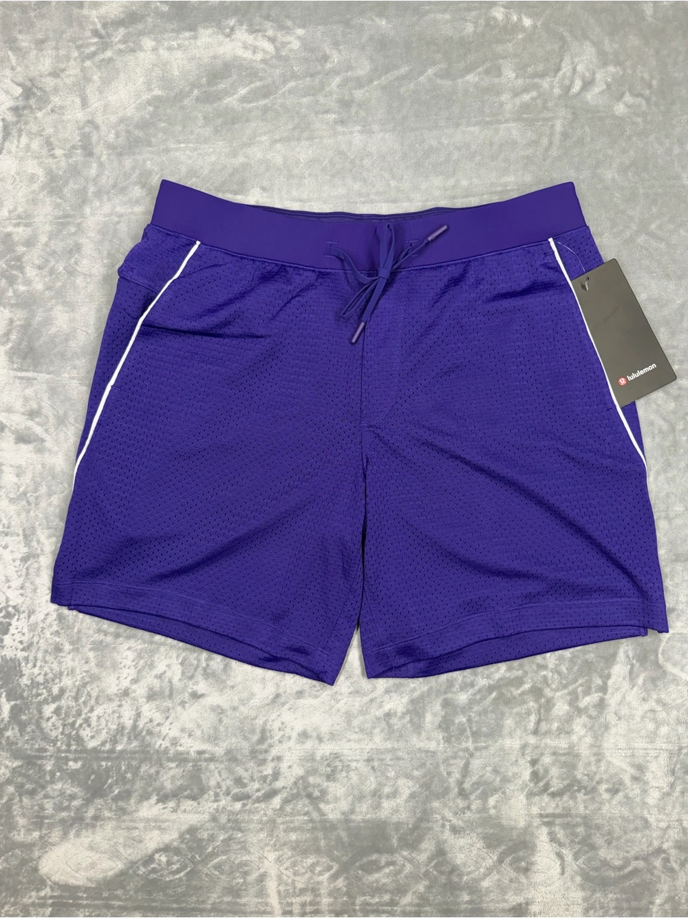 lululemon athletica Double Layered Mesh Short 7 LL‎